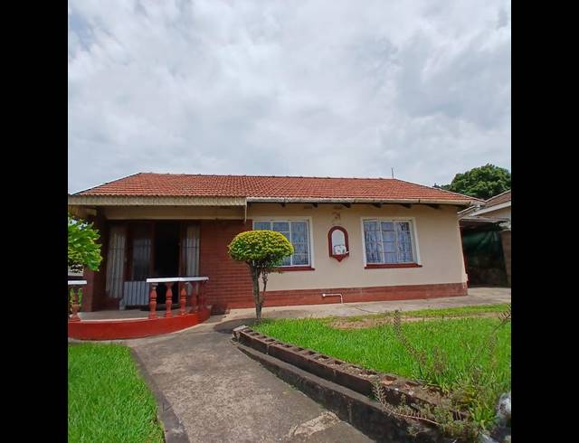 3 BEDROOM HOUSE FOR SALE IN WOODLANDS